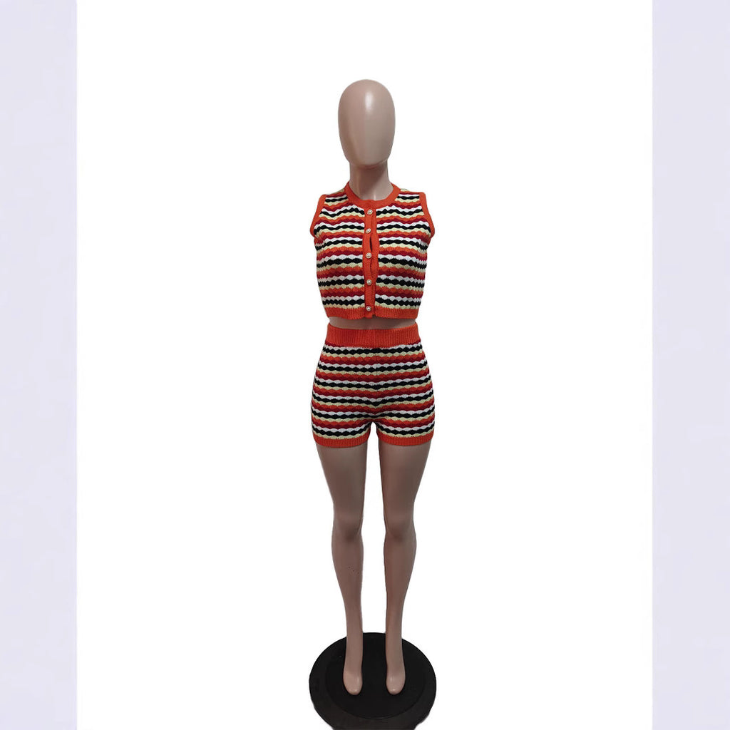 Knitted shorts suit