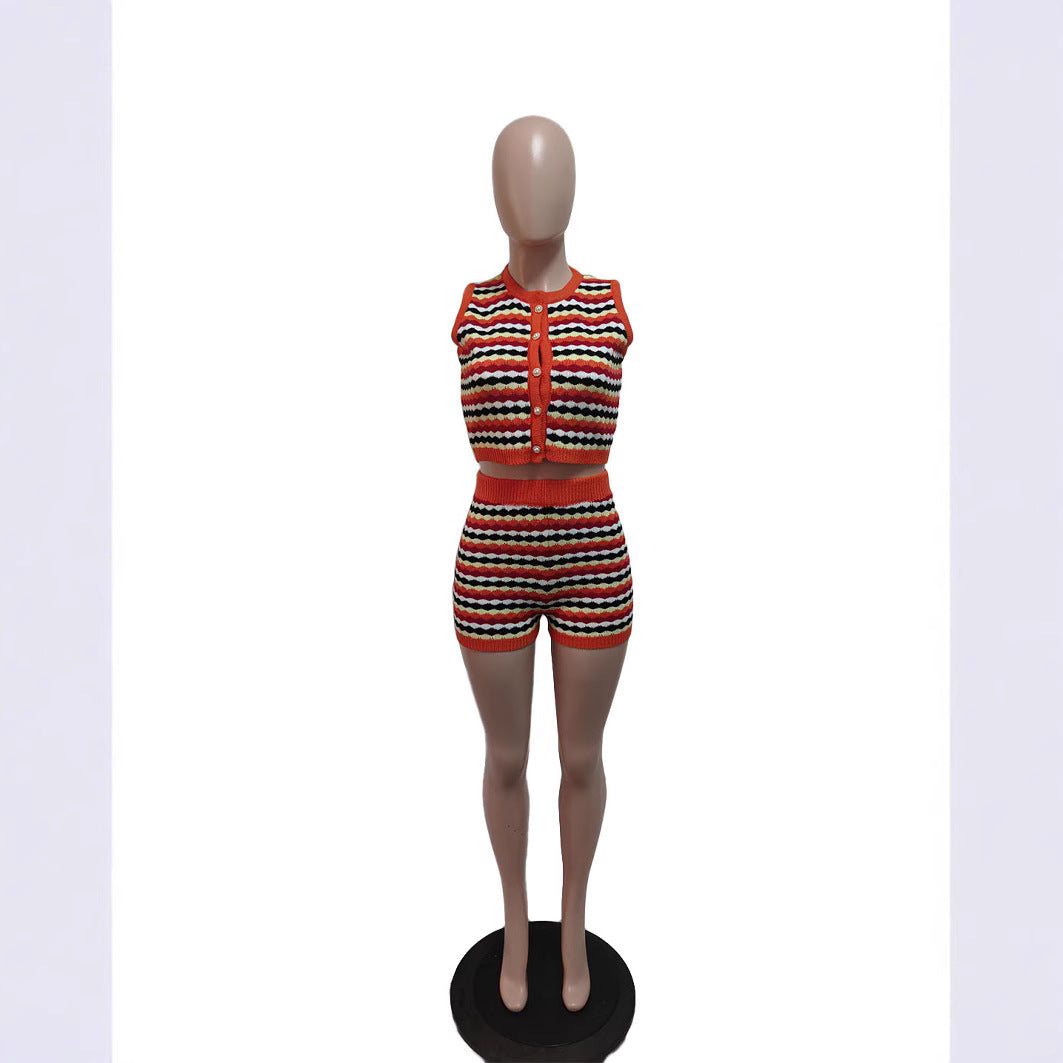 Knitted shorts suit