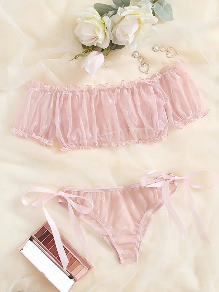 Plus Size Lace Off-Shoulder Lingerie Set (Two Pieces)