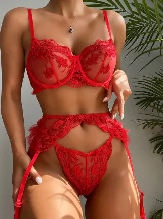 bre Elegant Red Lace Lingerie Set