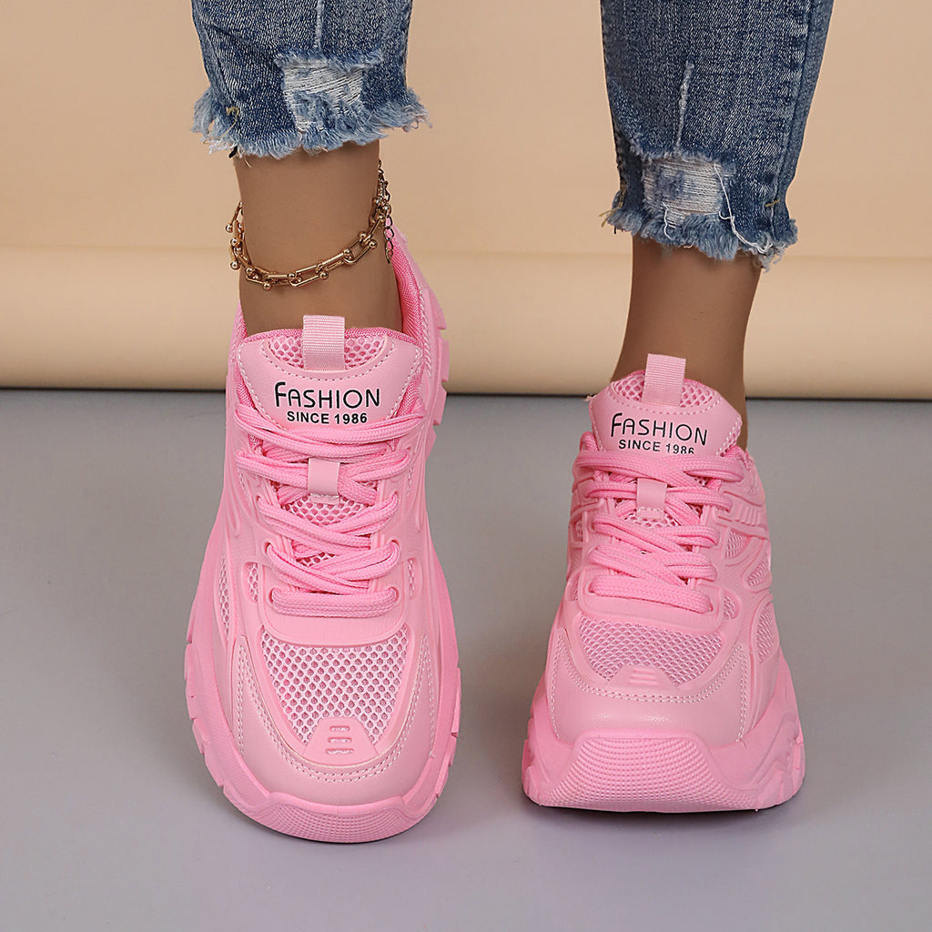 womens sports shoes