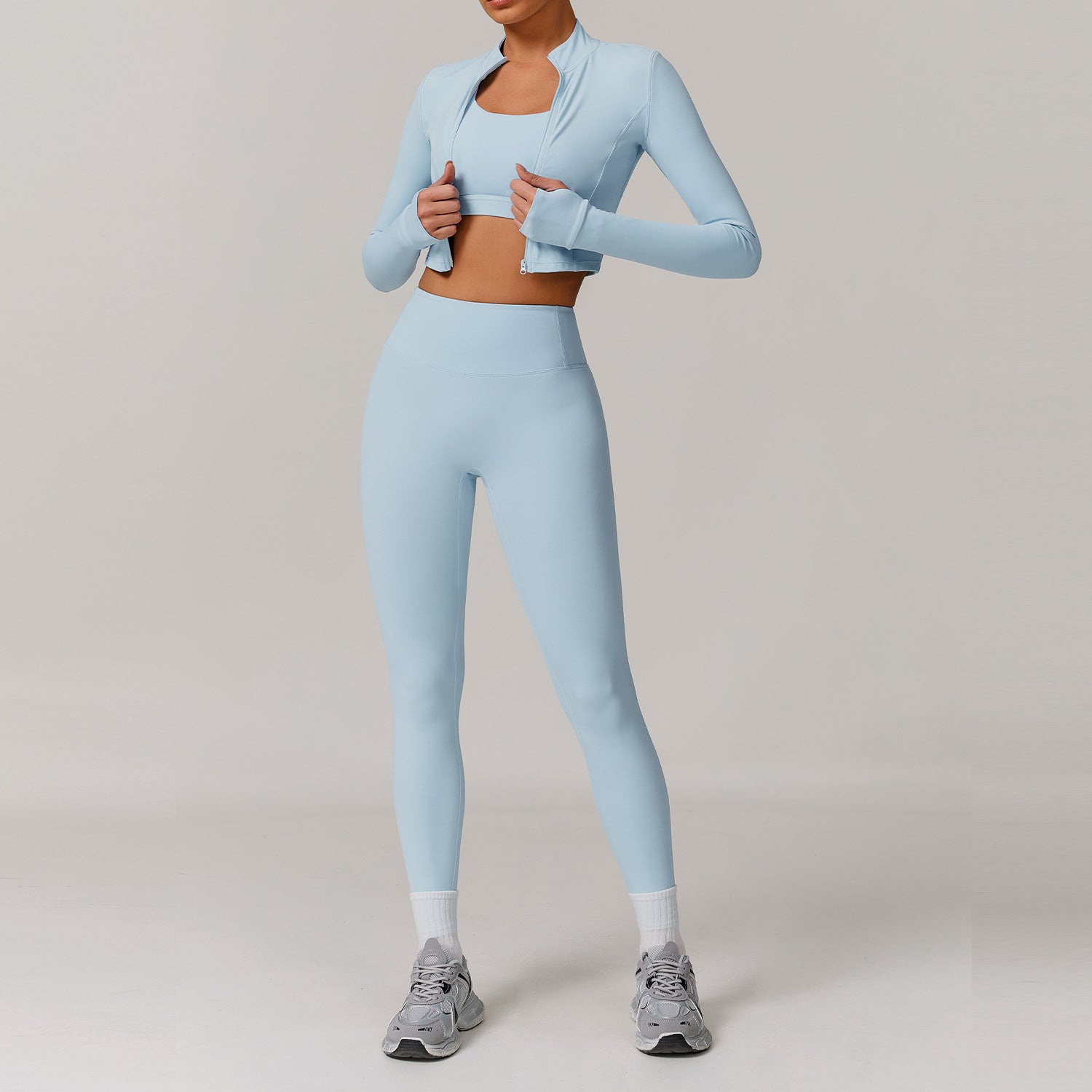 Tight-fitting yoga pants
